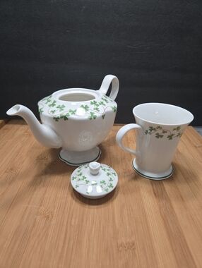 Grace Teaware Shamrock Tea Pot and Tea Cup Set Porcelain